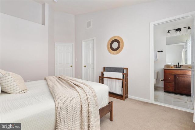 42824 NATIONS ST, Chantilly, VA 20152