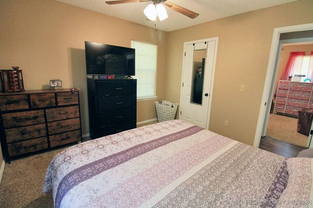 1518 E Hogner Street, Tahlequah, OK 74464