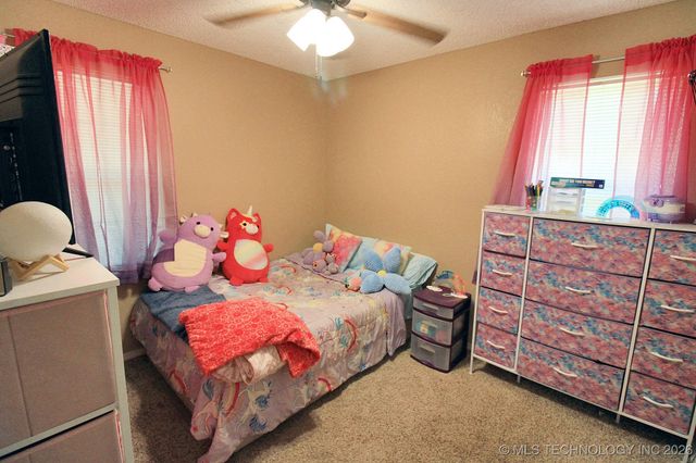 1518 E Hogner Street, Tahlequah, OK 74464