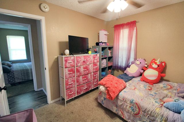 1518 E Hogner Street, Tahlequah, OK 74464