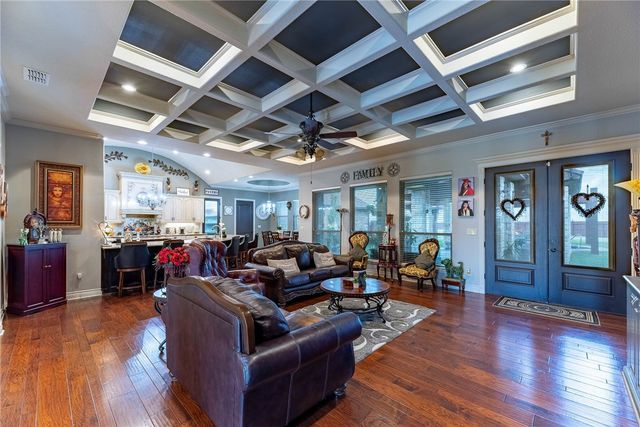 232 Anaqua Dr, Orange Grove, TX 78372