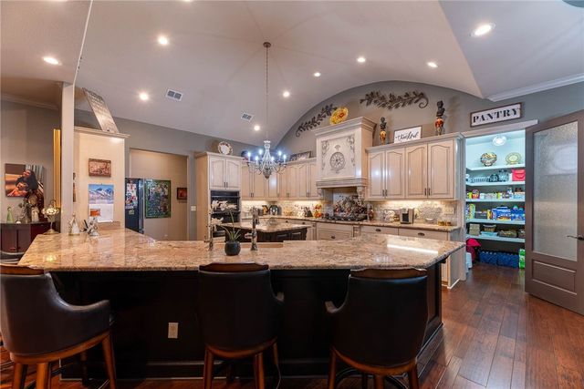 232 Anaqua Dr, Orange Grove, TX 78372