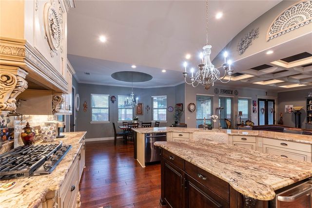 232 Anaqua Dr, Orange Grove, TX 78372