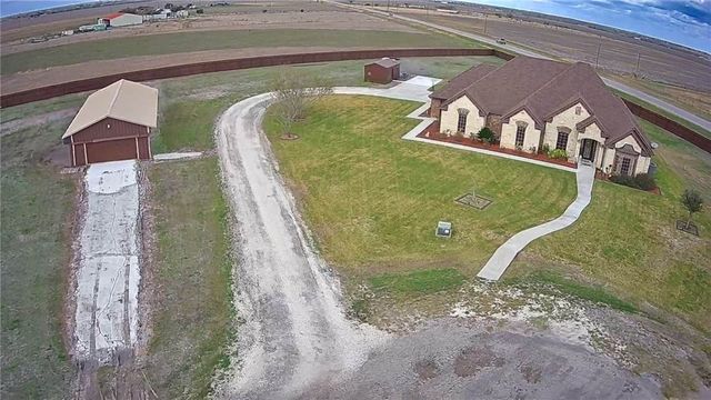 232 Anaqua Dr, Orange Grove, TX 78372