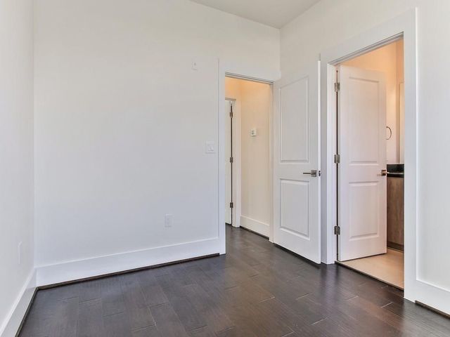 2401 Crawford Street A-213, Houston, TX 77004