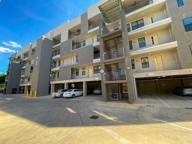 2401 Crawford Street A-213, Houston, TX 77004