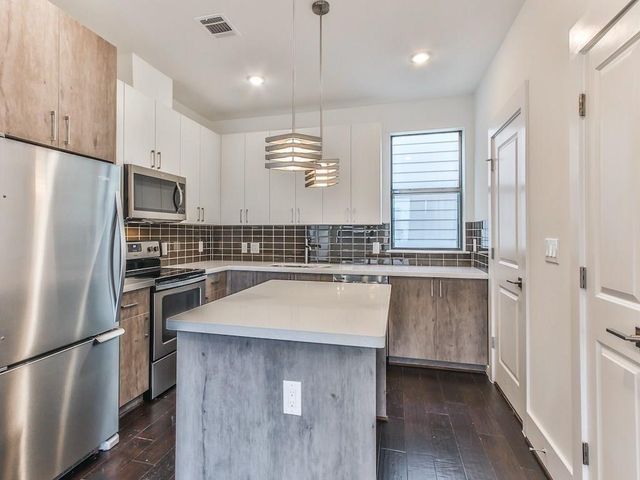 2401 Crawford Street A-213, Houston, TX 77004
