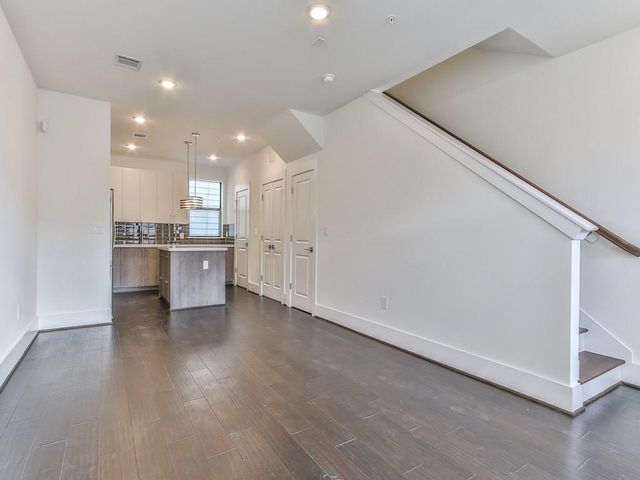 2401 Crawford Street A-213, Houston, TX 77004