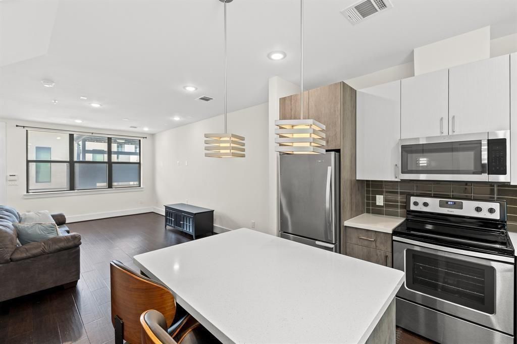 2401 Crawford Street A-213, Houston, TX 77004