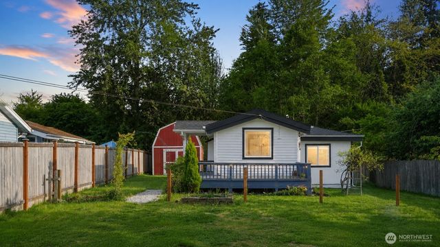 416 E 86th Street, Tacoma, WA 98445