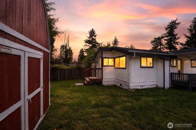 416 E 86th Street, Tacoma, WA 98445