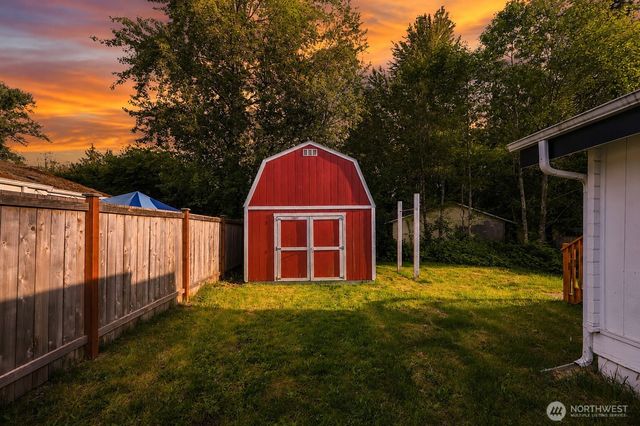 416 E 86th Street, Tacoma, WA 98445