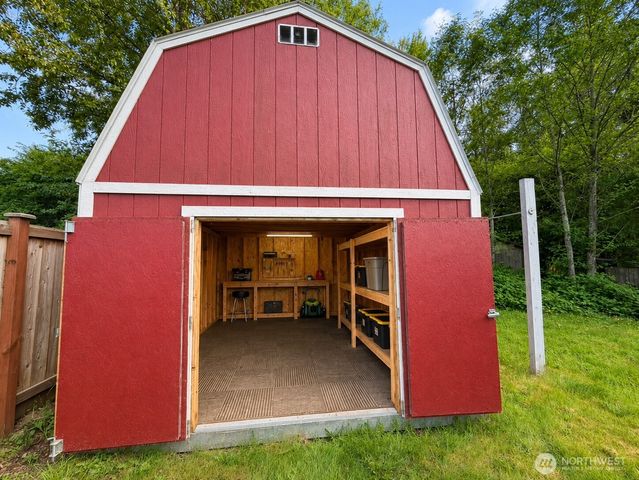 416 E 86th Street, Tacoma, WA 98445