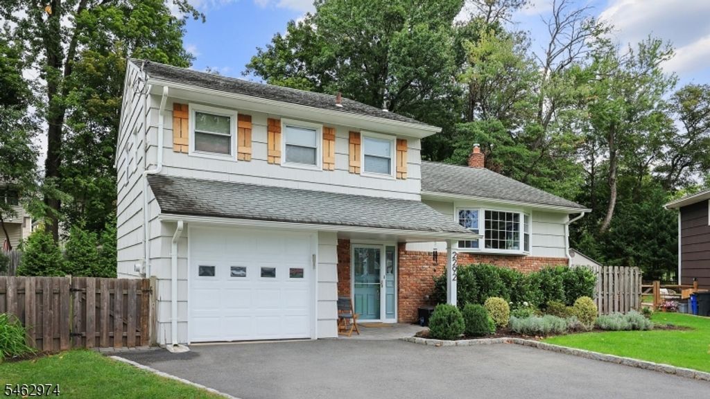 2292 Sunrise Ct, Scotch Plains Twp., NJ 07076 — photo 2