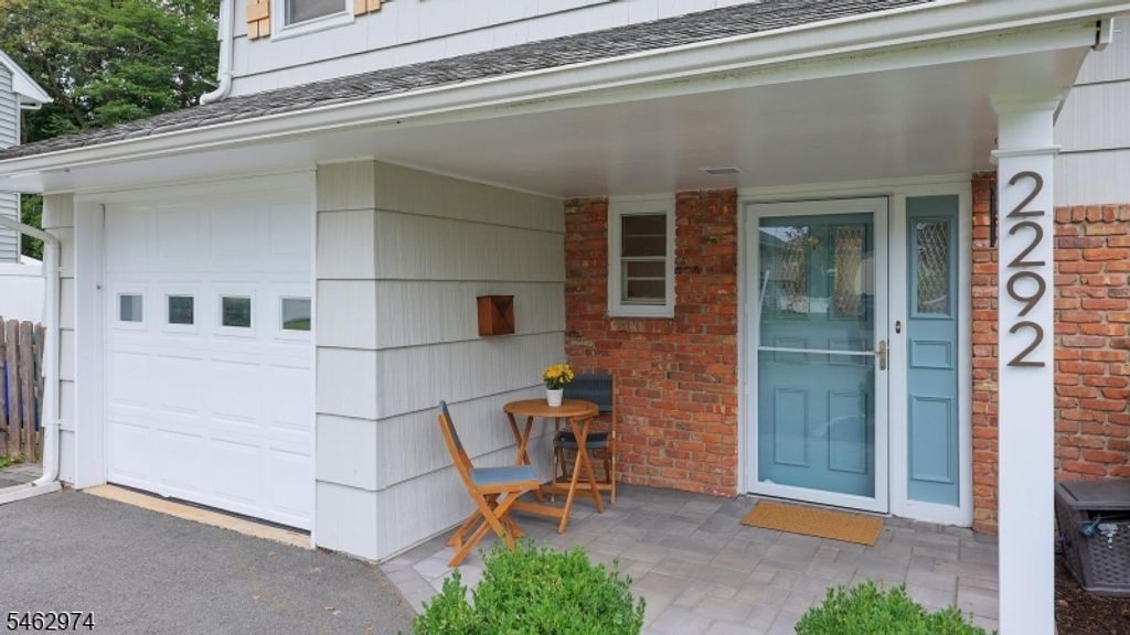 2292 Sunrise Ct, Scotch Plains Twp., NJ 07076 — photo 4