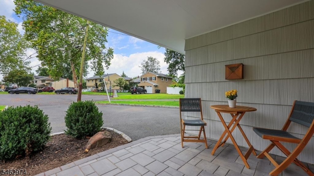 2292 Sunrise Ct, Scotch Plains Twp., NJ 07076 — photo 5