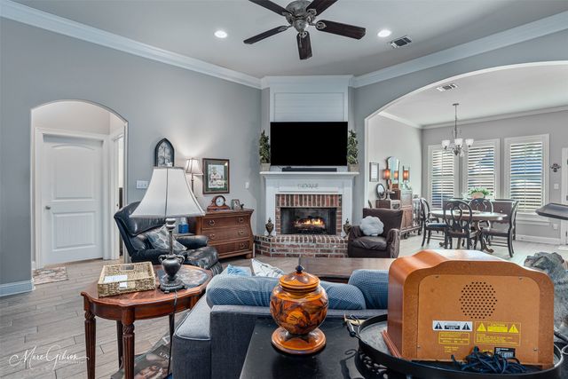 214 Roanoke Circle, Benton, LA 71006