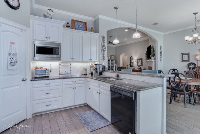 214 Roanoke Circle, Benton, LA 71006