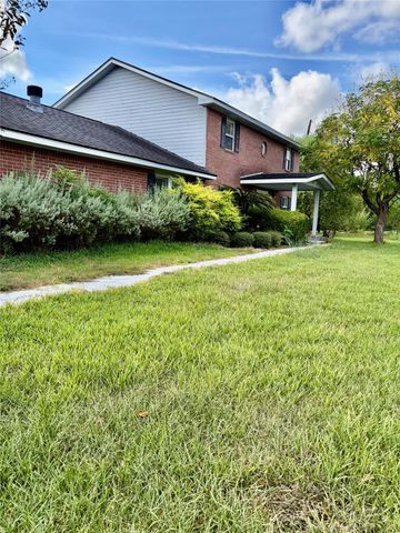 12421 Roy Road CR105, Brookside, TX 77581