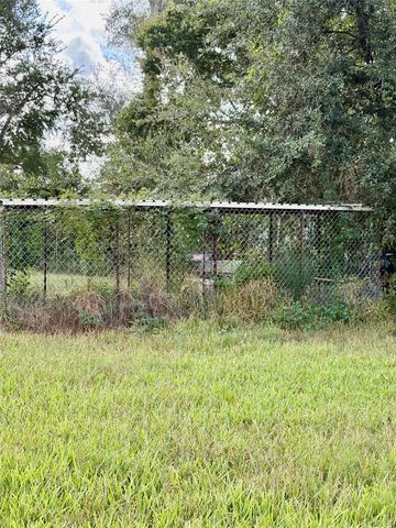 12421 Roy Road CR105, Brookside, TX 77581