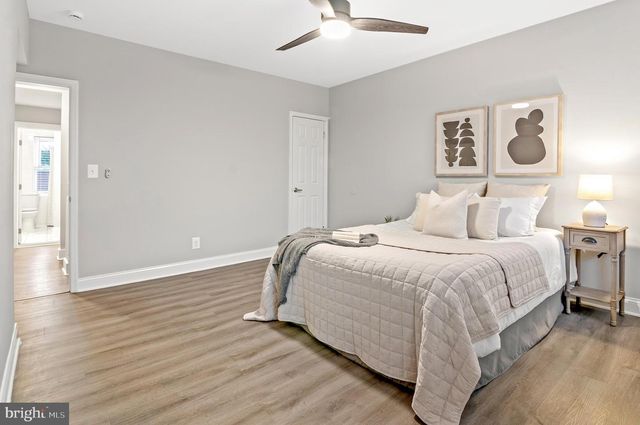 2318 GUILFORD AVE, Baltimore, MD 21218