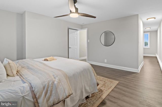 2318 GUILFORD AVE, Baltimore, MD 21218