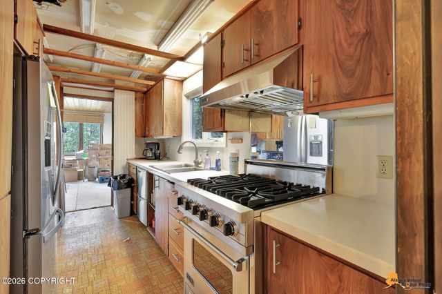 6300 Trappers Trail Road, Anchorage, AK 99516