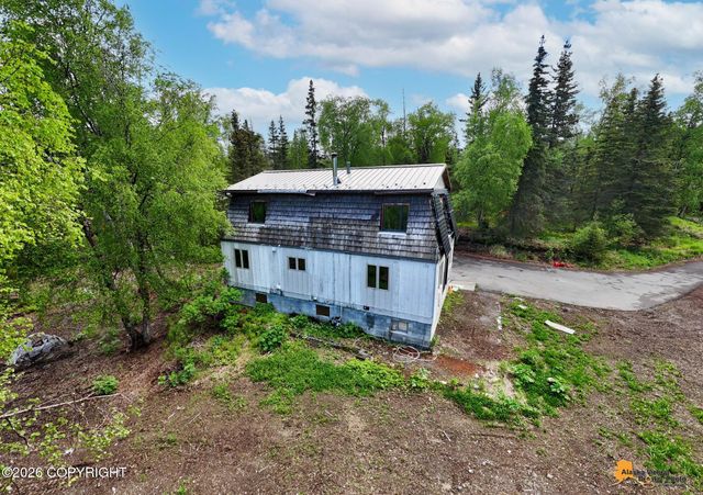 6300 Trappers Trail Road, Anchorage, AK 99516