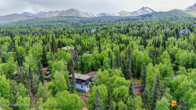 6300 Trappers Trail Road, Anchorage, AK 99516