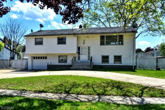 5 Burnside Pl, Wayne Twp., NJ 07470
