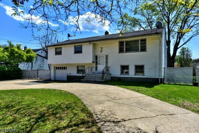 5 Burnside Pl, Wayne Twp., NJ 07470