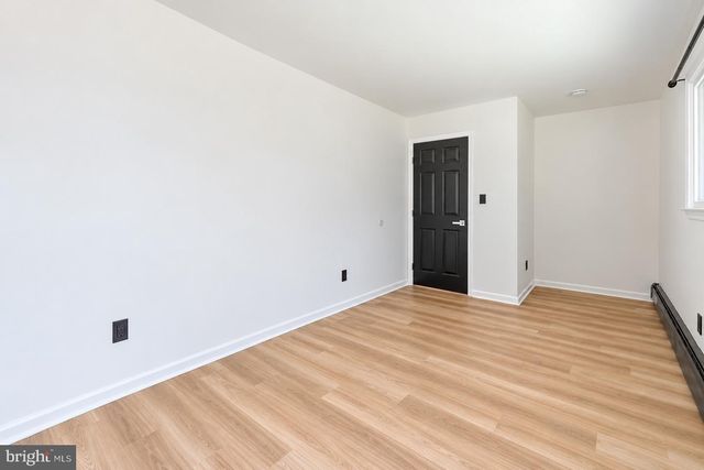 51 FARRELL AVE, Ewing, NJ 08618
