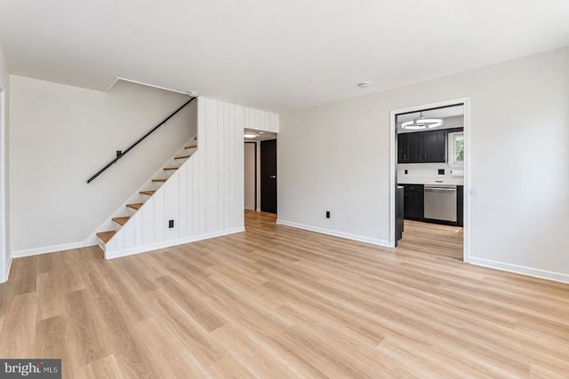 51 FARRELL AVE, Ewing, NJ 08618