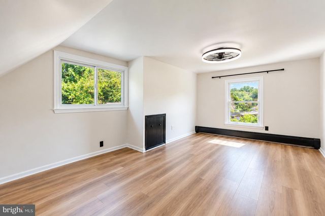 51 FARRELL AVE, Ewing, NJ 08618