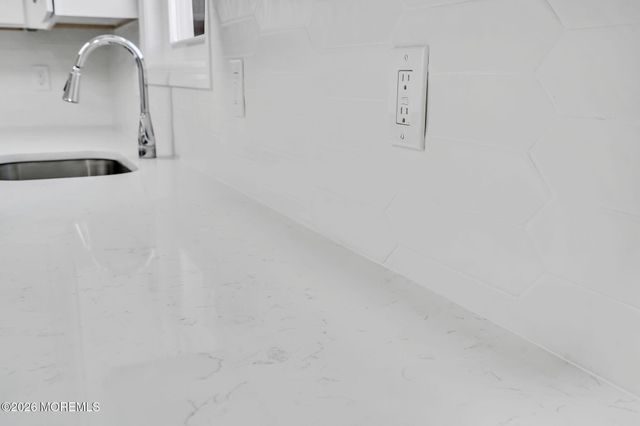 1304 Victoria Court, Brick, NJ 08724