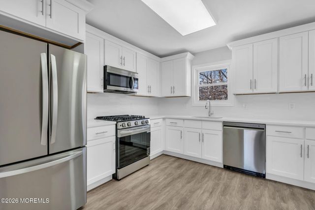 1304 Victoria Court, Brick, NJ 08724