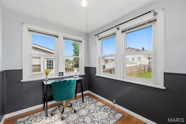 5933 Arsenal Street, St Louis, MO 63139