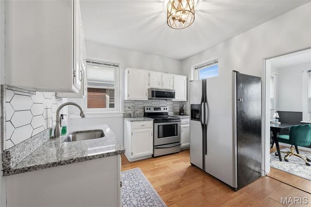 5933 Arsenal Street, St Louis, MO 63139
