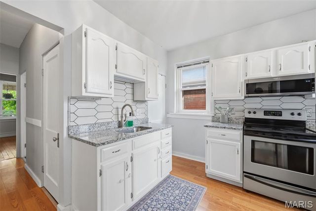 5933 Arsenal Street, St Louis, MO 63139