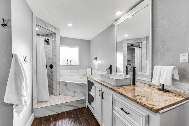 2410 Roman Forest Boulevard, New Caney, TX 77357