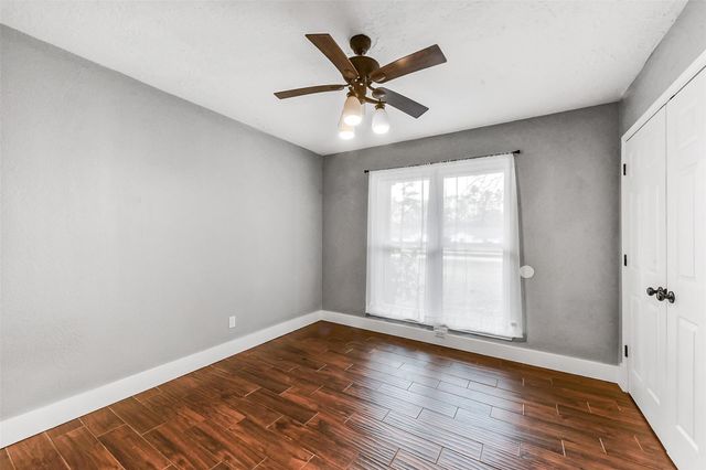 2410 Roman Forest Boulevard, New Caney, TX 77357