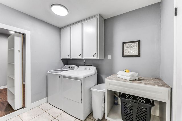 2410 Roman Forest Boulevard, New Caney, TX 77357