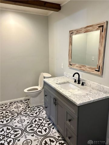 5800 Trenton Franklin Road, Middletown, OH 45042