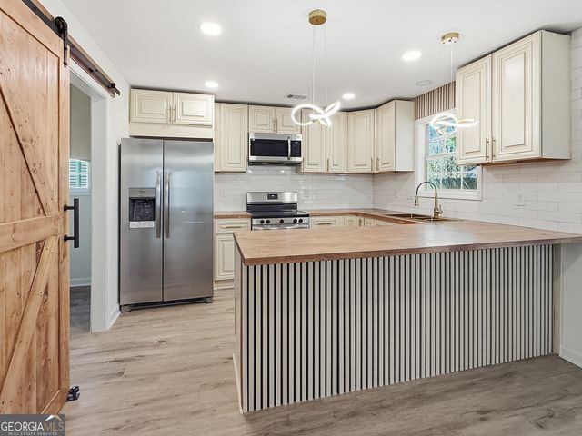 2615 Virginia Cove, Riverdale, GA 30296