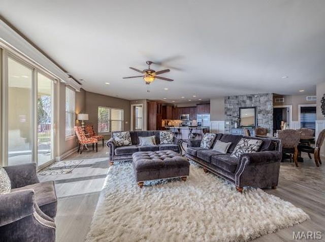 3168 TWIN RIVERS Point 1 E, Camdenton, MO 65420