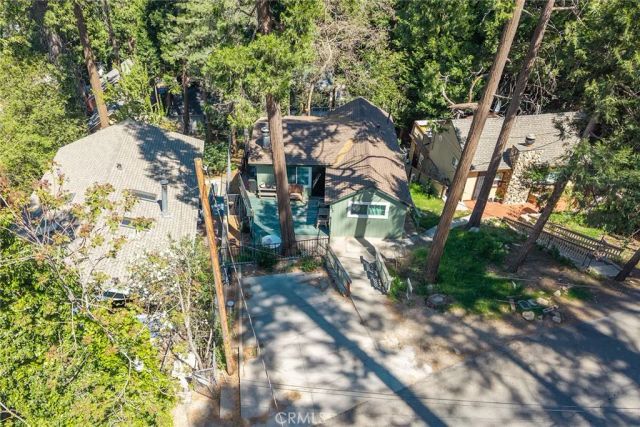 773 Woodland, Crestline, CA 92325
