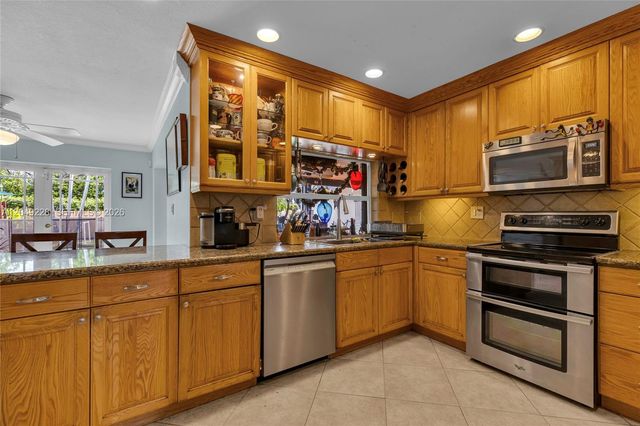 16740 Harbor Court, Weston, FL 33326