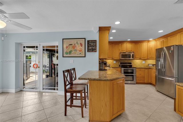 16740 Harbor Court, Weston, FL 33326