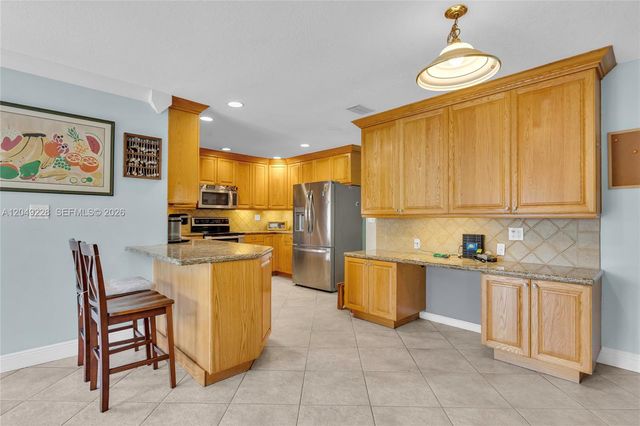 16740 Harbor Court, Weston, FL 33326
