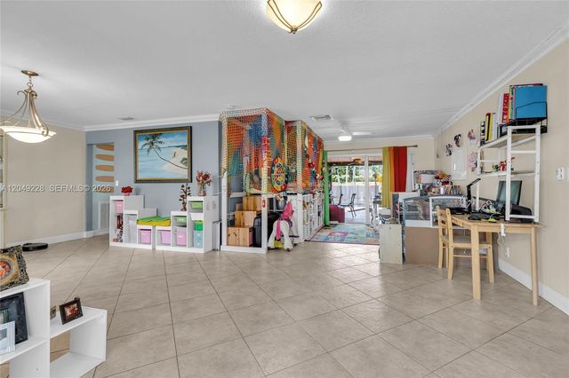 16740 Harbor Court, Weston, FL 33326